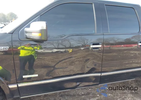 2013 Ford F-150 Platinum z USA, uszkodzony, nr VIN 1FTFW1ET4DFA23625